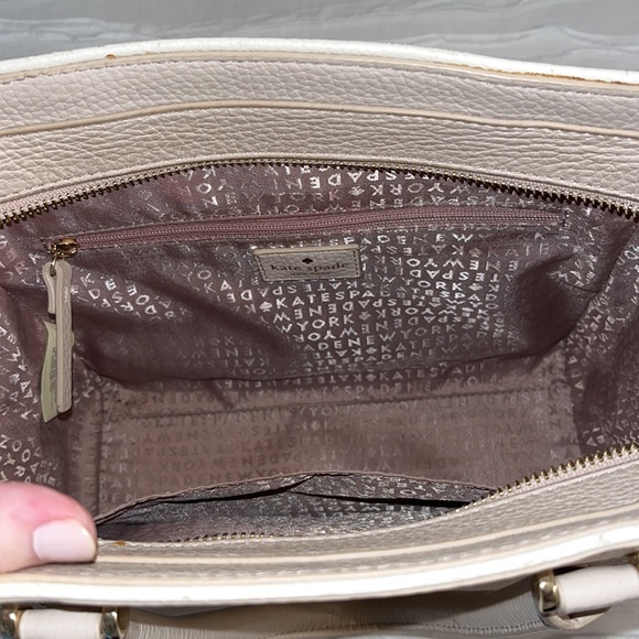 Kate Spade Chester Street Small Allyn Bag - Picture 5 of 8